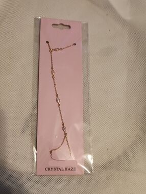 Crystal Haze Gold Tone Crystal Hand Xhain NEW